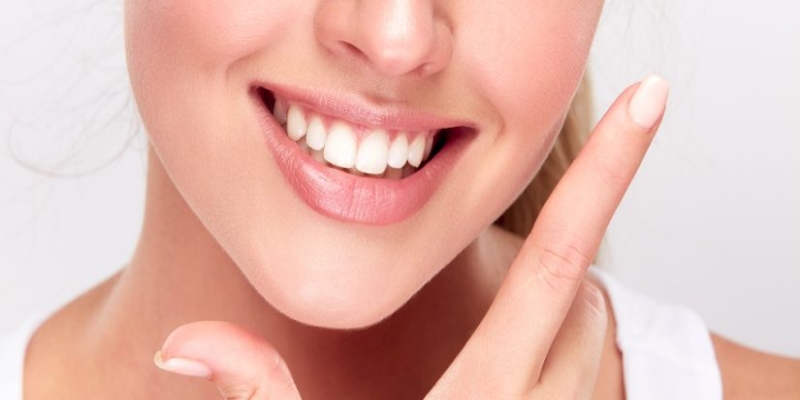 Smile Care in Mulund East Tips for Maintaining Healthy Teeth